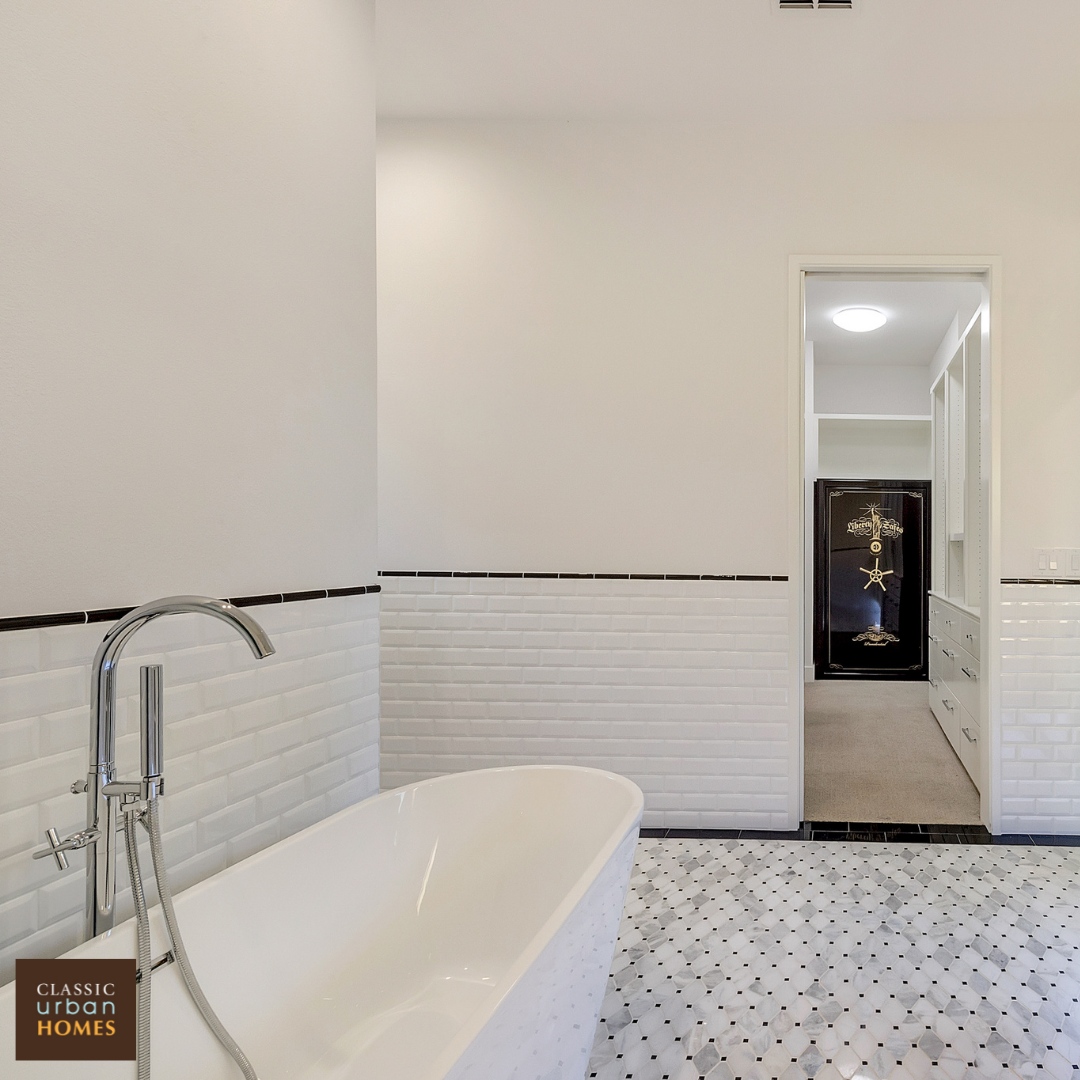 ClassicUrbanHms's tweet photo. With Classic Urban Homes, you'll have a flair to your home you can't find anywhere else. Give us a call to take a step towards your Dream Home.
📱:(214)215-1768
#interiordesign #luxuryrealestate #modernhome #homeimprovement #classicurbanhomes #dallashomebuilders #homeinspo https://t.co/Ebn1XdLSdL