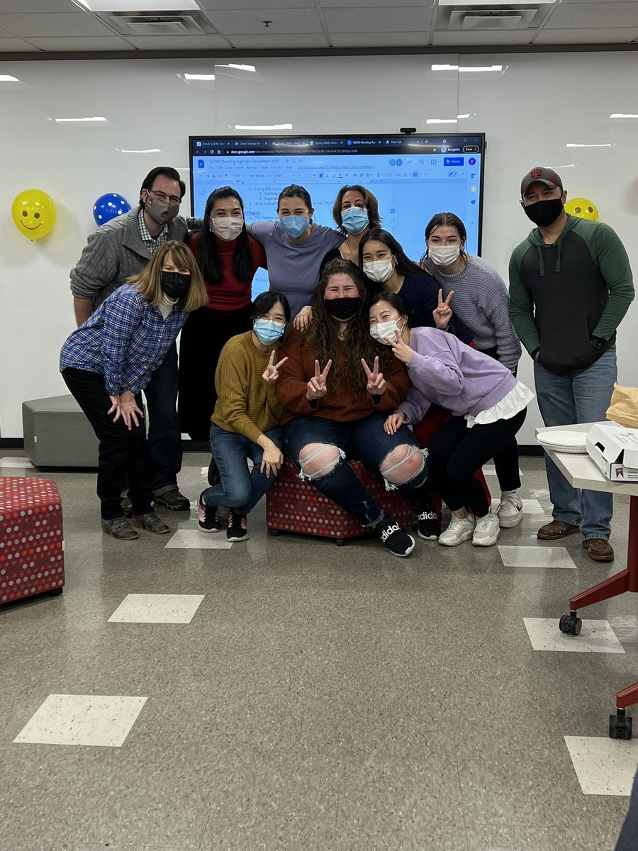 anneleftwich's tweet photo. Beyond proud of these amazing @IU_IST Associate Instructors and all they do for #educw200! Our @IUSchoolofEd students are so lucky to have these incredible educators that were already meeting to make improvements to make w200 even better next semester. So many field experiences! https://t.co/viVwrpvUB9