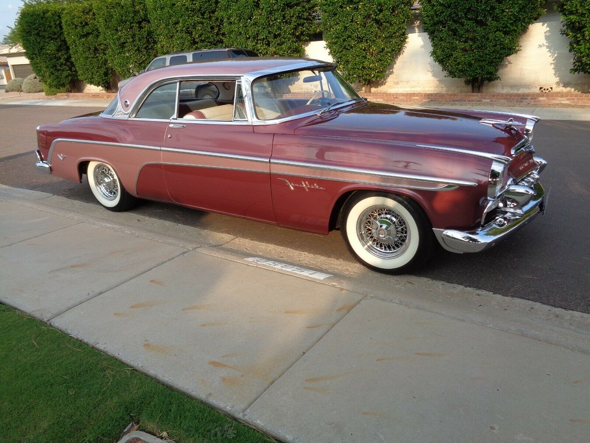 Mercomatic's tweet photo. 1955 #DeSoto #Fireflite #Sportsman 2-Dr HT; 291 cid #Hemi V-8, 4 bbl, 200 hp; 2-speed Powerglide controlled by a dash mounted lever. #DeSoto’s premium offering. Special “color sweep” two-tone panels were applied to its flanks. "Sportsman" cars had leather trimmed interiors https://t.co/dQWVrfNCH7