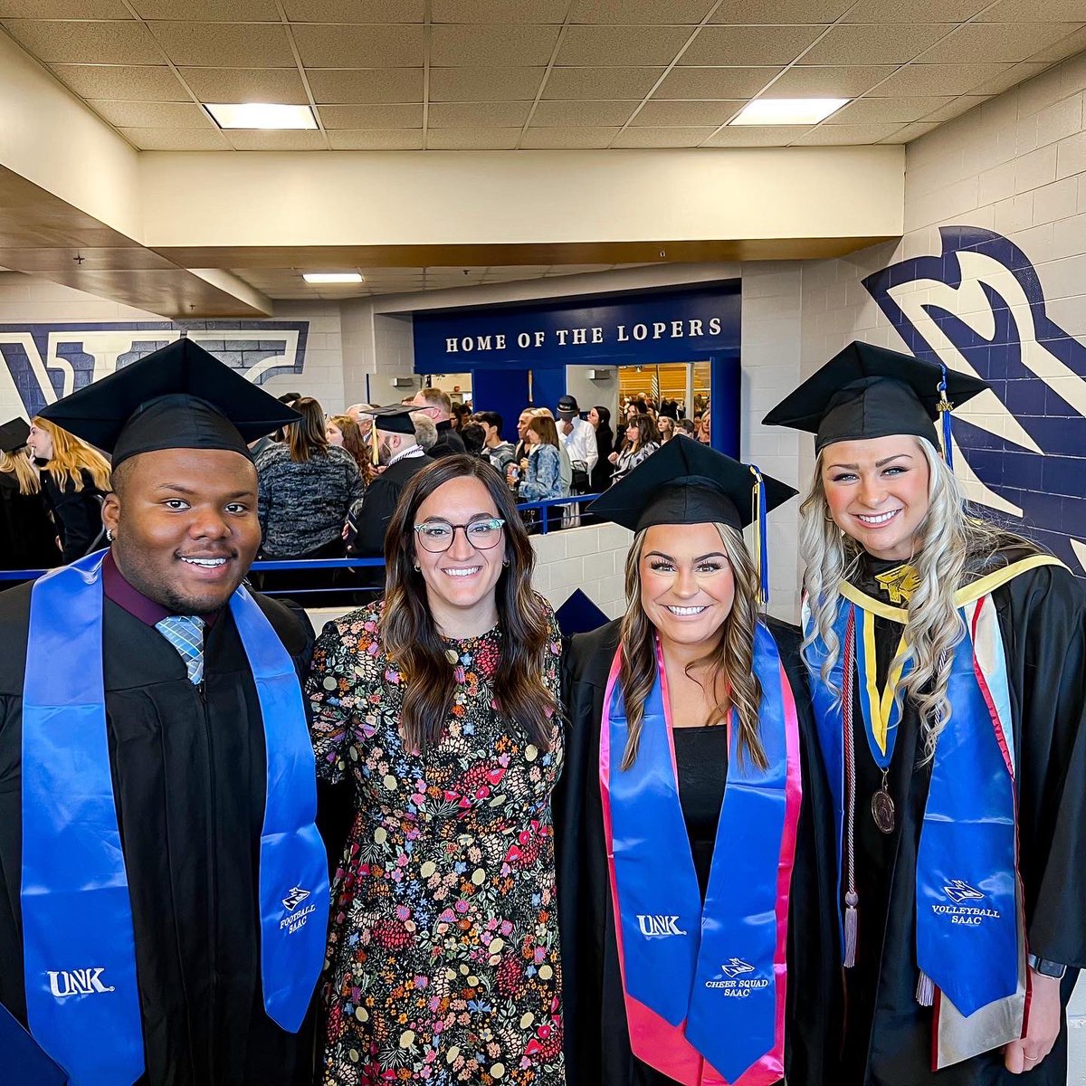 Congratulations to all graduates,we want to give our past and present SAAC members that graduated today an extra special shout out! 🎊🗣

Megan Cook ⚽️
Parker Humpal ⚽️
Fayth Jackson (cheer)
Sami Mauch 🏐
Shiloh McCool 🏀
Kelsey Sanger 🏀 
Lauren Struebing 🥎
Larry Washington 🏈