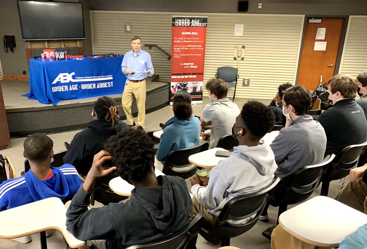 ABC_underage's tweet image. Under Age, Under Arrest was at Brewbaker Technology Magnet High School in Montgomery on Wednesday. Montgomery County Chief Deputy DA Azzie Taylor joined MADD's Carolyn Tyus, SBI Agent Fred Hutcherson and ABC Board's Daniel Dye in warning students of dangers of alcohol.#AlabamaABC