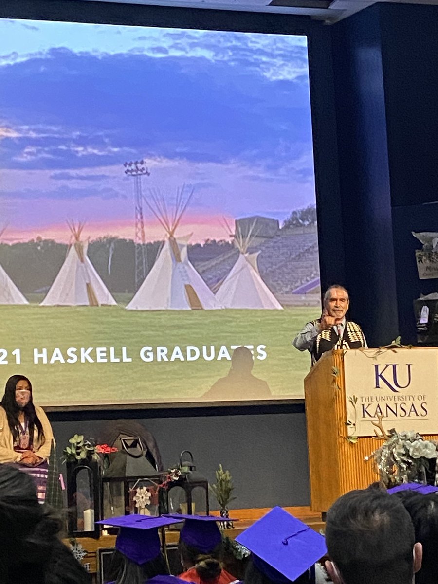 Lauriejhawk's tweet photo. Congratulations to the #Fall2021graduates from @HaskellU The #HaskellStudentSenateAssociation can be proud of their efforts. @KUSocialWelfare was well represented. @mieramiera https://t.co/f53CtRyRGk