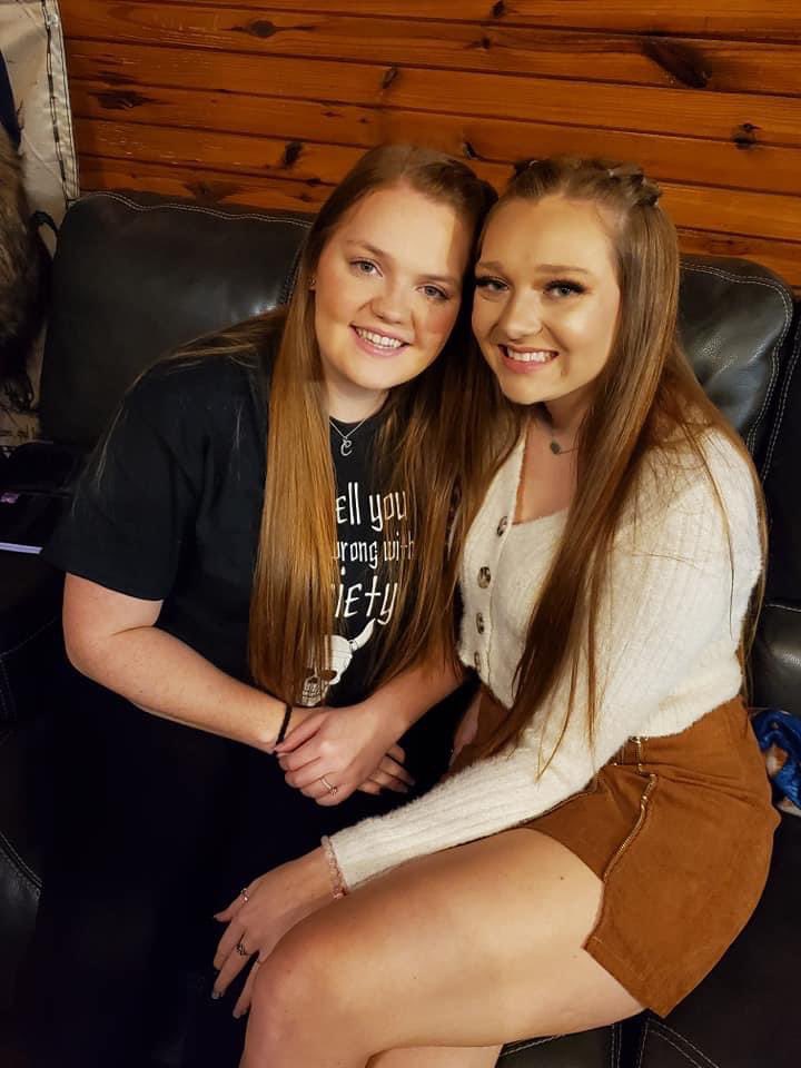 Happy grad day to my bestest friend @madiipaige_  i love you more than life and am so proud of you!
#LamarUGrad2021
