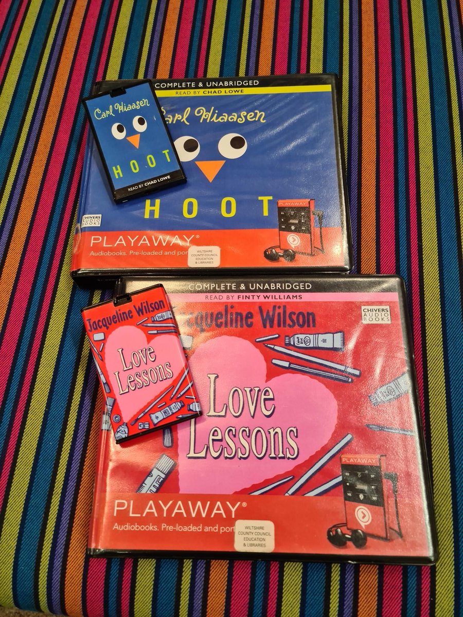 WiltsAreaBoard's tweet photo. Pop into #SalisburyLibrary to choose from a wide range of audiobooks for children and young teens, all free to borrow! Great for breaking up a journey on the road this Christmas, or pick up a playaway too - portable, digital, preloaded audiobooks 📚📕 🎧 https://t.co/uqqomhqoS9