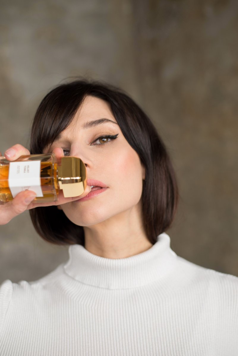 AnthoPo's tweet photo. PARFUMS DE FÊTES
Vous avez une idée de votre menu du réveillon mais pas de quel parfum porter ? 🤔🥳

Je vous aide : https://t.co/ceB0bbttd6 👈🏻
#Parfum #Blog #Anthopom https://t.co/fuCnU0KY1A