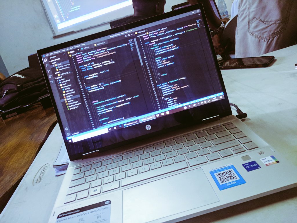 FJoseph_dev's tweet image. Day 3 of 3 of the #ReactBootcamp
I now a good foundation of react and react native to build on
A big thanks to @3ch310n and @digitalRenter for the training
#reactjs