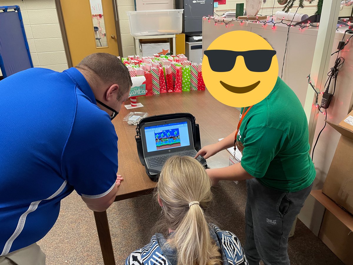 KMcCray85's tweet image. 🤯 A 5th gr Ss @WASDPA_FV took #Coding &amp;amp; ran! Using @scratch, @GoogleForEdu #CAFirst and information from the #CSEdWeek2021 virtual visit he coded his own video game! Our Ss have so much potential if we #LetGo &amp;amp; #LetThem! Interview w/the Ss coming soon!@wasdpa #DreamJob