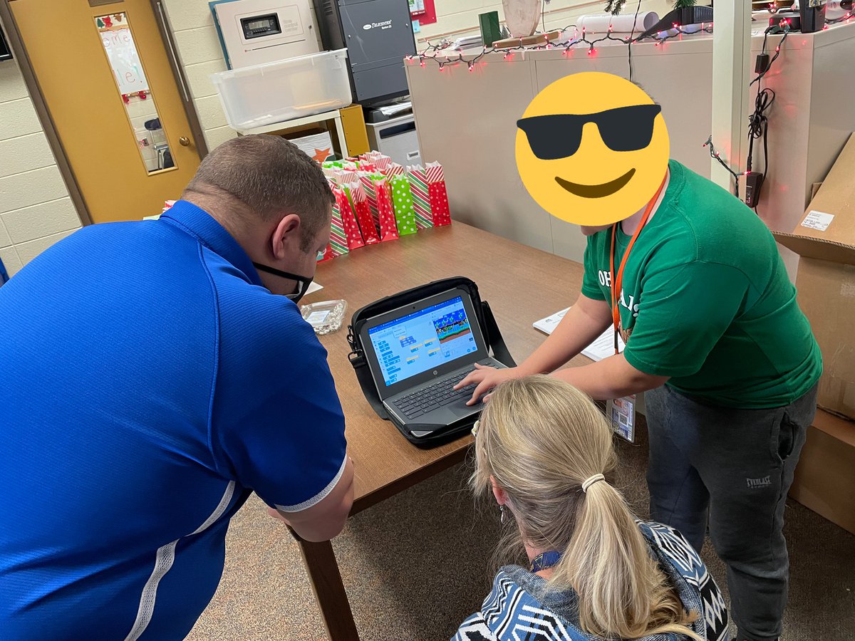 KMcCray85's tweet image. 🤯 A 5th gr Ss @WASDPA_FV took #Coding &amp;amp; ran! Using @scratch, @GoogleForEdu #CAFirst and information from the #CSEdWeek2021 virtual visit he coded his own video game! Our Ss have so much potential if we #LetGo &amp;amp; #LetThem! Interview w/the Ss coming soon!@wasdpa #DreamJob