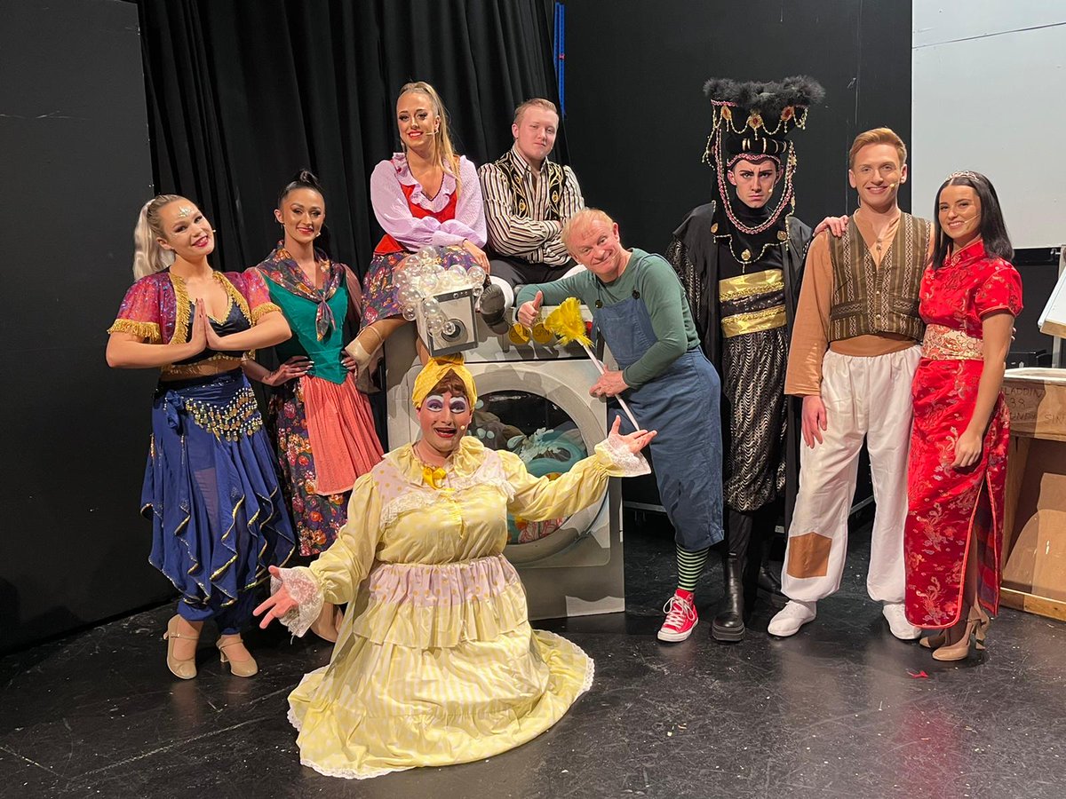 It's #PantoDay hope you have a lovely run everyone! <a href="/ReambaP/">Reamba_Productions</a> <a href="/Sundial_Theatre/">Sundial Theatre</a>