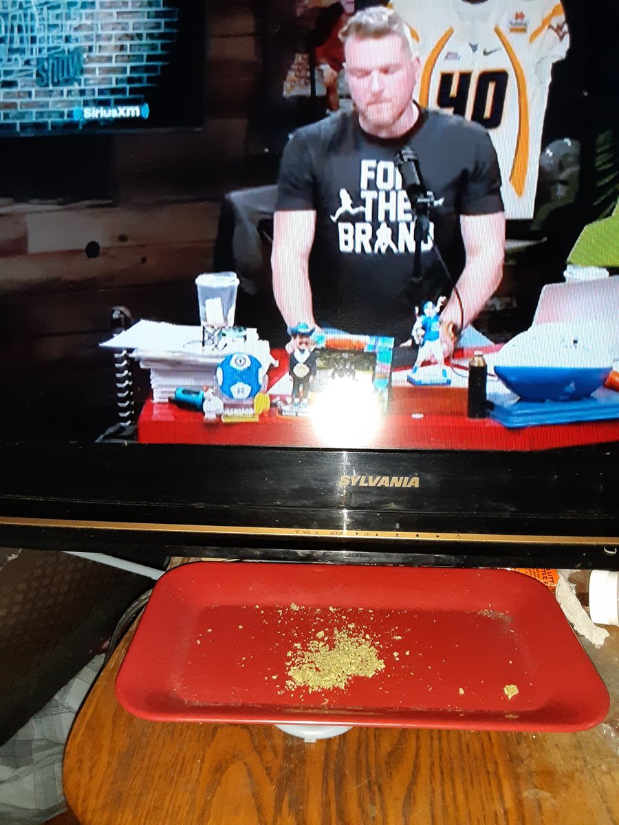 EDee521's tweet photo. #fanduelfamily @PatMcAfeeShow every day from 11am-2pm. Mcafee mafia since 3/20/19 https://t.co/ALsgwqBtyD