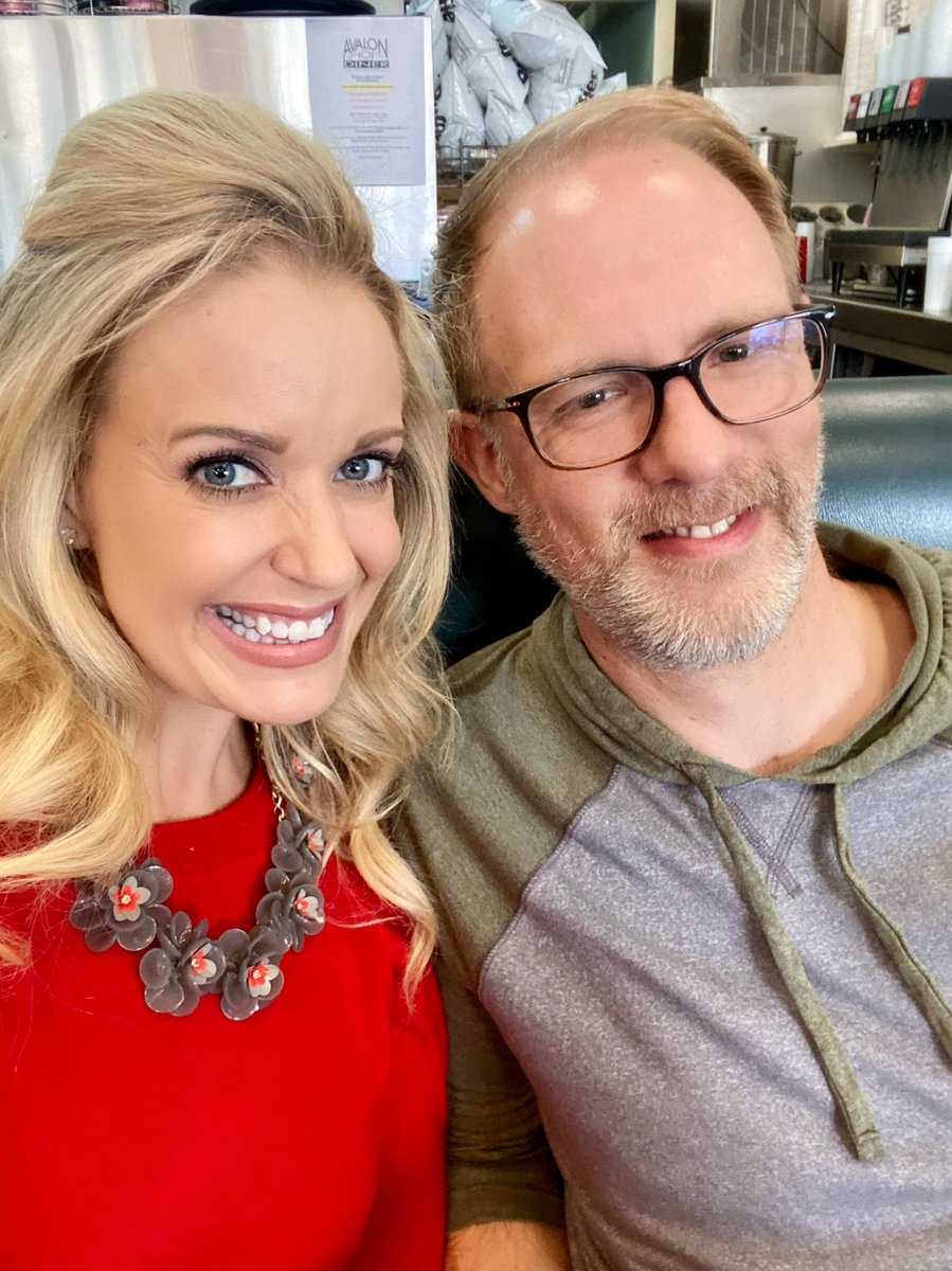 maggiesworld's tweet photo. 🌟Laughter makes the soul sparkle 🌟 - Jane Lee Logan
♥️ Lots of laughter & love with my bestie boo/ work hubby! Celebrating Christmas & our friendship! 🎄🎁
#christmas #christmasbrunch #giftexchange #bff #workhubby #loveandlaughter https://t.co/IQLmd6Xv8B