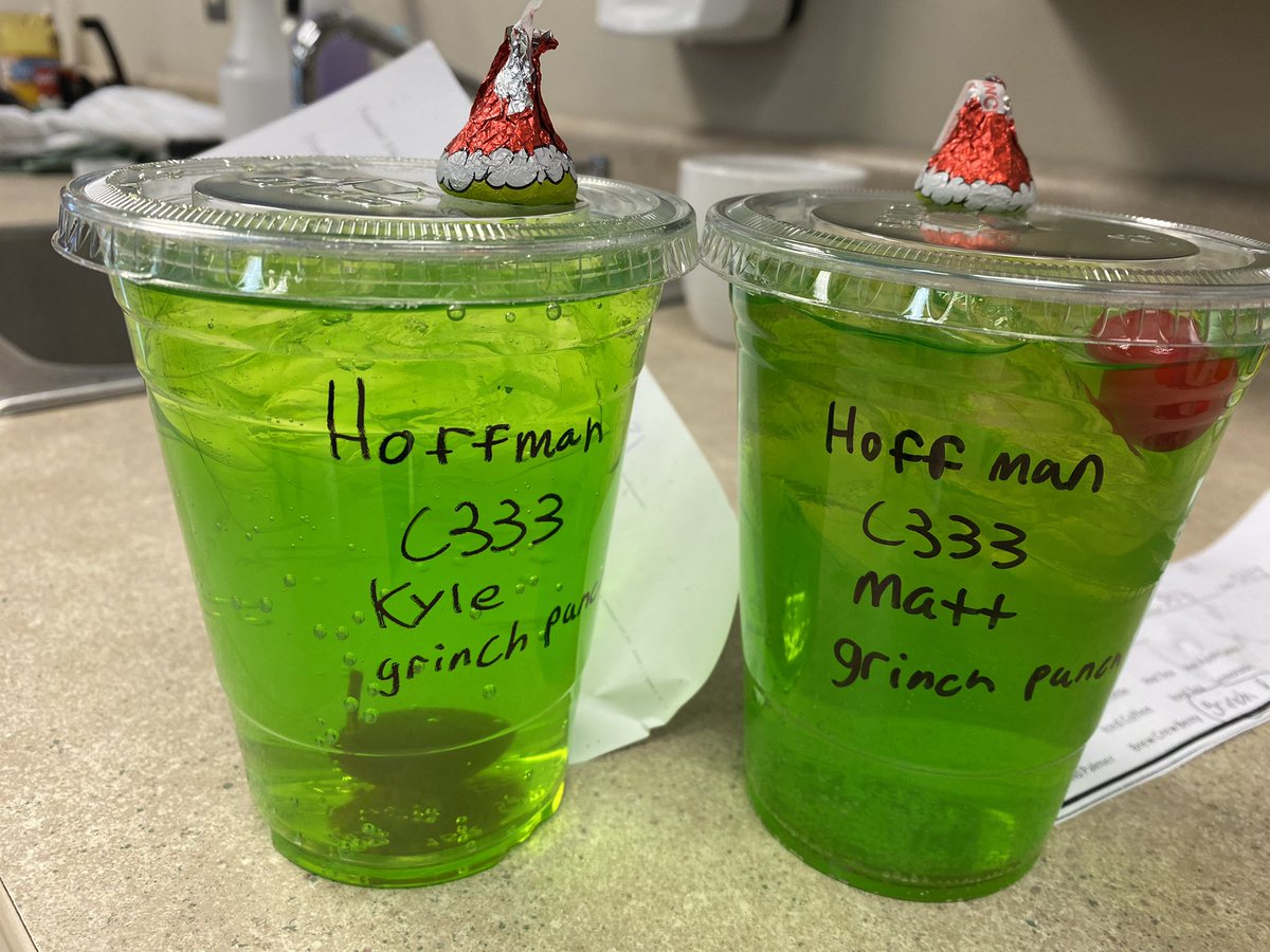 Featuring our Grinch Punch! Thanks <a href="/FoladareMm/">MMFoladare</a> for your help in getting the supplies!!