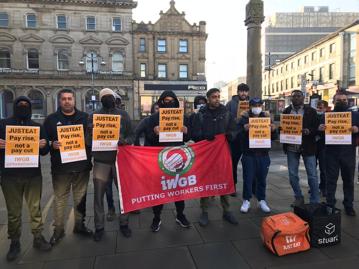 IWGB_CLB's tweet photo. 🚨DAY 12 UPDATES🚨

🎯 Huddersfield riders demonstrate and join the strike
🎯 Blackpool riders shut down McDonald's restaurants in the area
🎯 Sheffield stand strong
🎯 IWGB send a letter to @Stuart_Delivery CEO
🎯 Sunderland meets to join the strike

#PayRiseNotPayCut https://t.co/ri7hpnKRiE