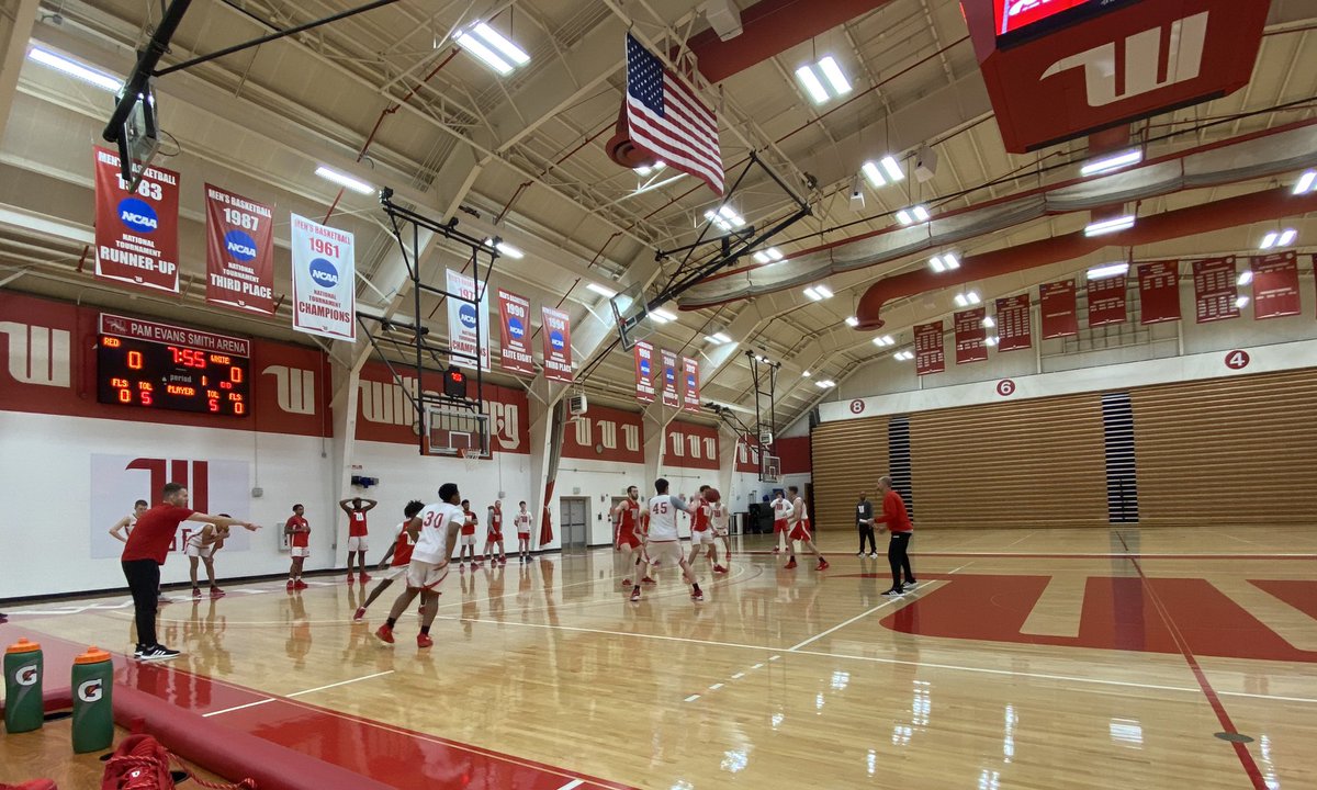 WittenbergHoops's tweet image. Finals are over. Strictly hoops now!