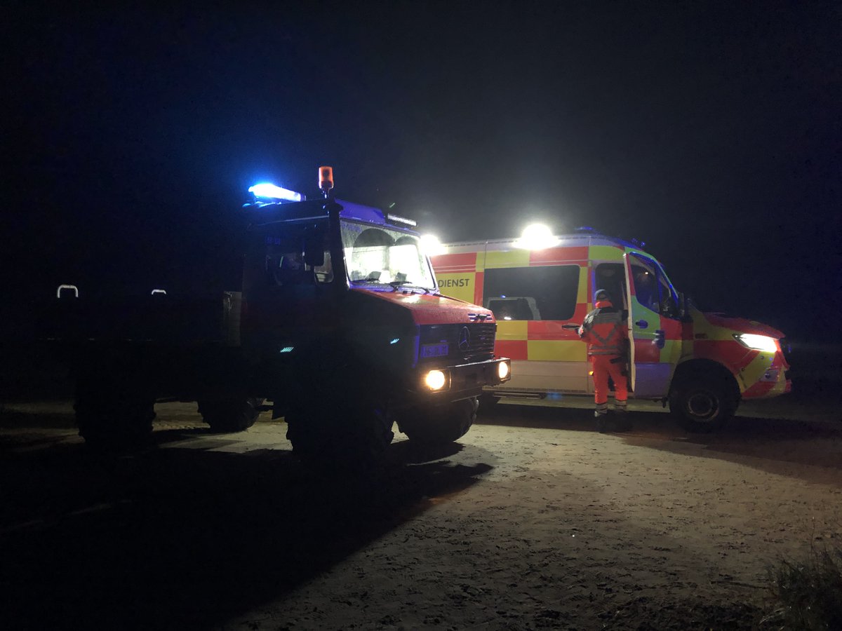 St. Peter-Ording, 17.12.2021. Im dichten Nebel konnte eine Person von uns erfolgreich gefunden und sicher zurück an Land gebracht werden. Zum Einsatzbericht: spo.dlrg.de/einsatztagebuc… #dlrg #stpeterording #wasserrettung #nordsee
