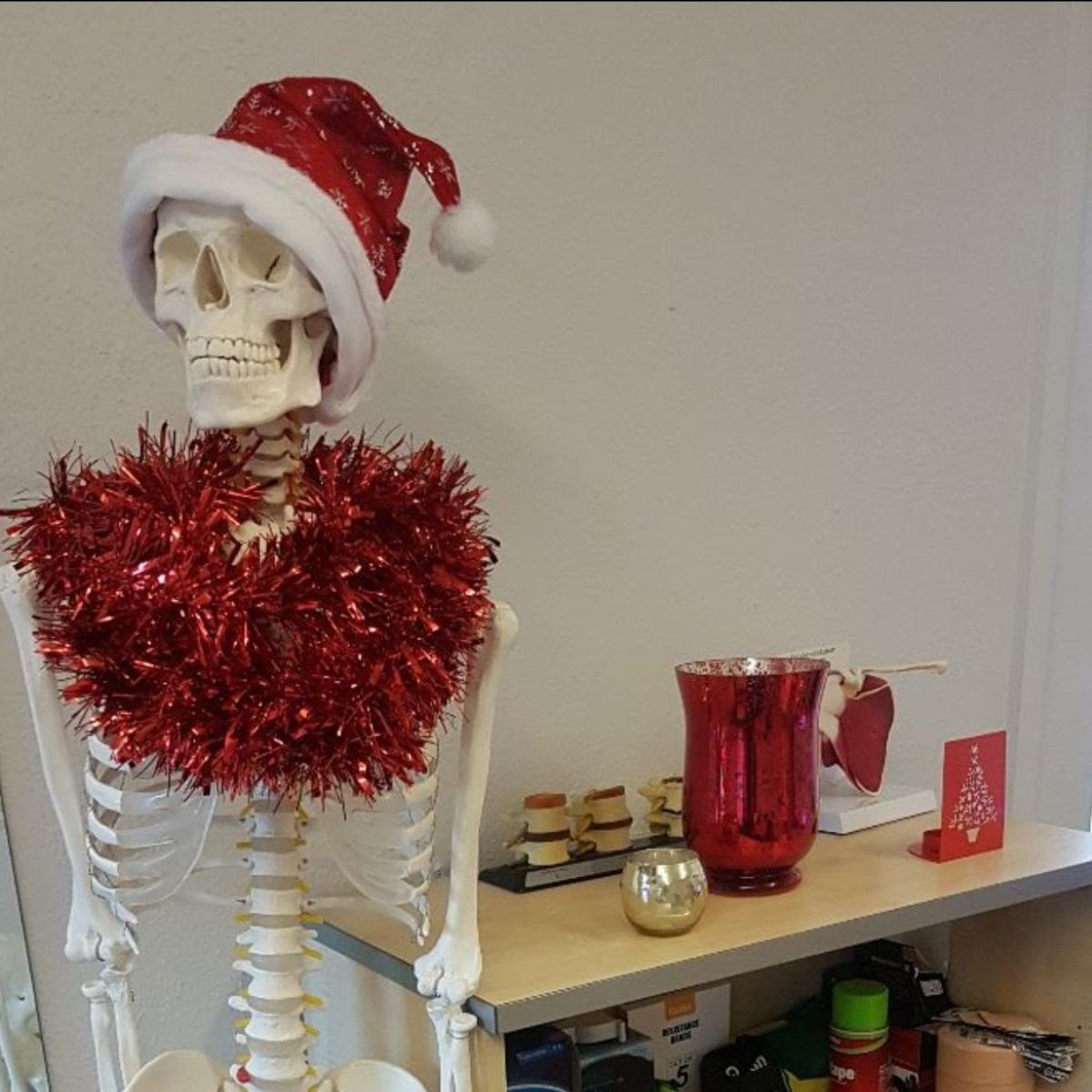 TWCChiro's tweet photo. Christmas  Newsletter - https://t.co/sYaNxwbHCW  Newsletter - https://t.co/ANMnMXdpDy
Raffle Prize results - NEW YEAR NEW OFFERS - Best wishes for the New Year from us all at TWC ❄️🎄🎅🤶
#antibulling #Chiropractic #chiropracticcare #backpain  #christmas https://t.co/8YMGkiyZ4B