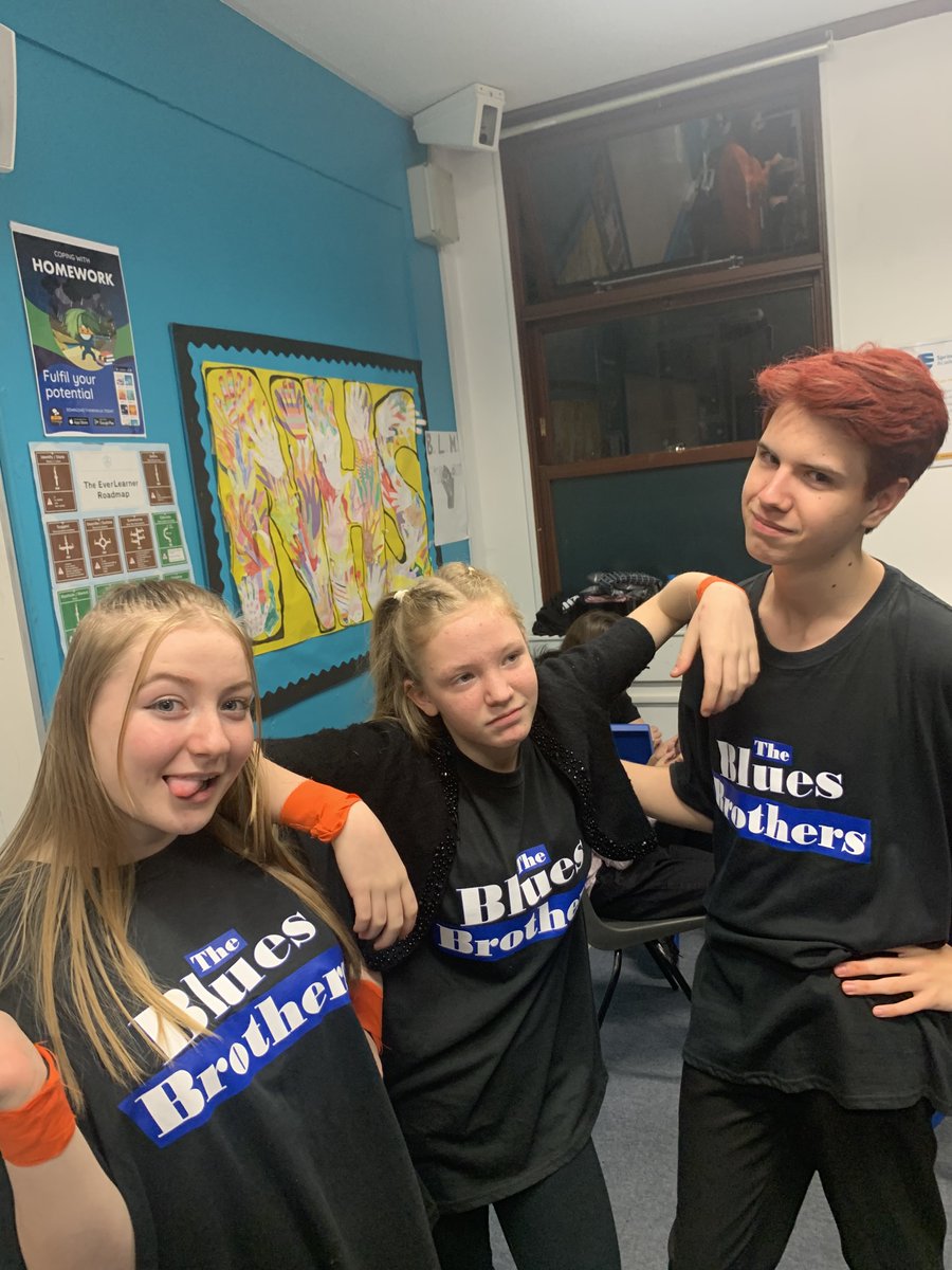 SpringwestPA's tweet photo. What's the best thing about show season? Making brand new friends who love the same things as you do... and getting to sing and dance with them on stage! #ThespianPals #BackstageFun #TheBluesBrothers https://t.co/jZoJSfJzhb