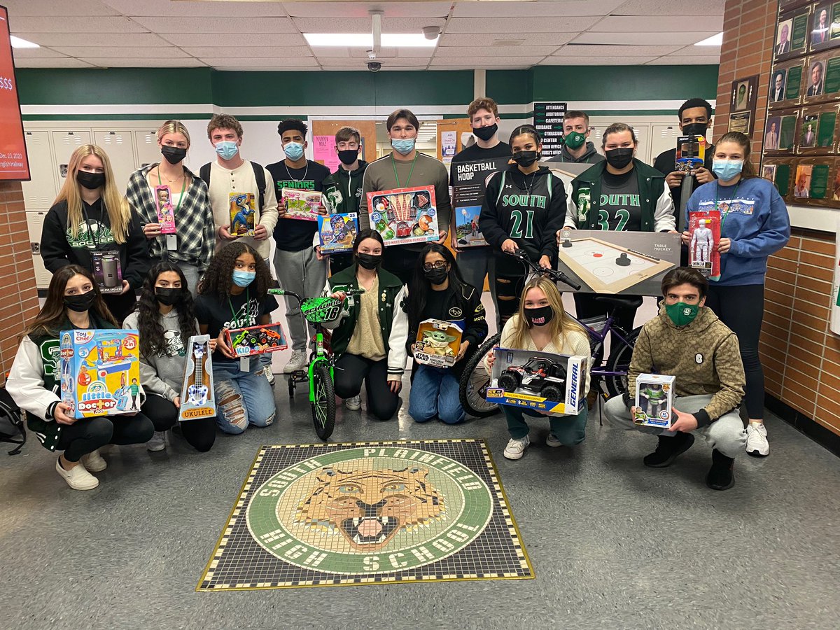 The Athletic Department and Athletic Booster Club would like to thank our students, staff, parents and SP community for the overwhelming generosity in making this years toy drive another huge success! <a href="/SPHSPrincipal/">South Plainfield HS</a>
