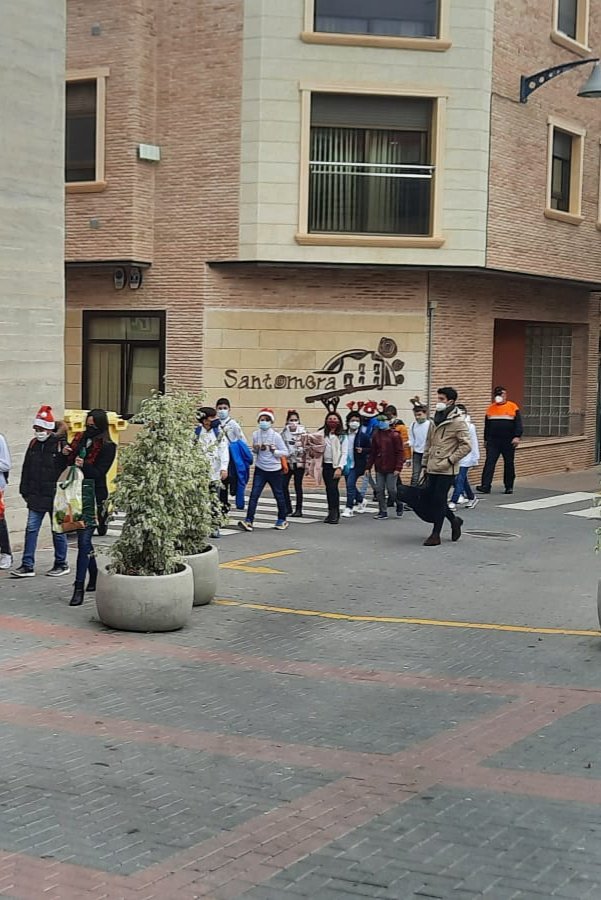 PCSantomera's tweet photo. para el #Centamen_Villancicos_2021. Siempre dando una máxima #Seguridad.
🚨🚨🚔🚔Seguimos #ALERTADOS ante cualquier situación de #Emergencias
@AytoSantomera https://t.co/5sRqrelFZu