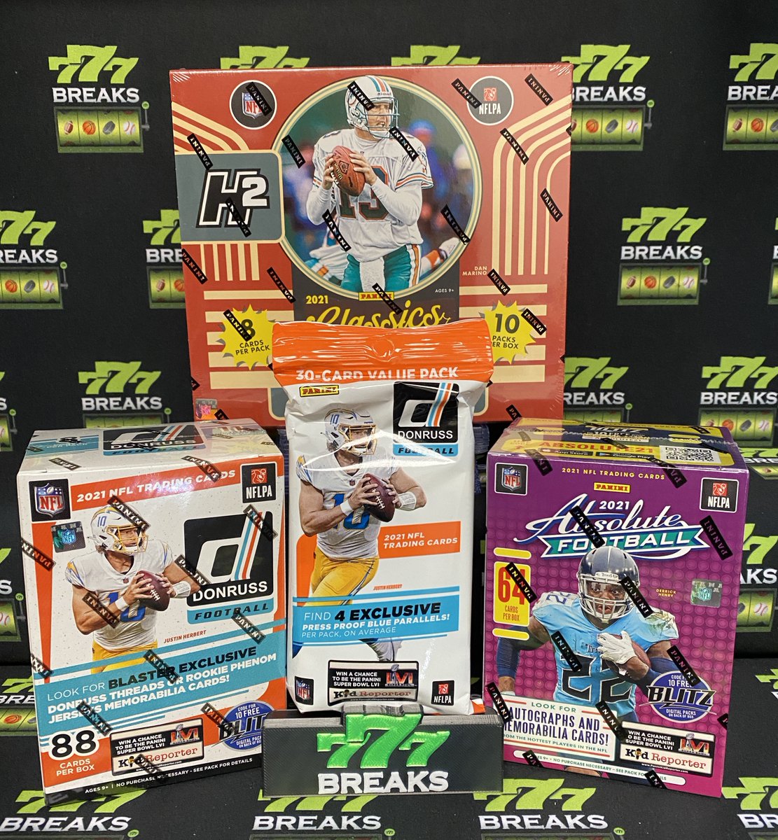 🚨🚨🚨 Hobby in Both Breaks!!! - 
We will be live on YT, Twitch, FB &amp; now Twitter - 
@ Approx 4pm PST - 
All Breaks listed on Ebay 777breaks- 
 🏈🏈 BRK-250e Approx @ 4 PM -  
21 NFL Classics Hobby + MORE - 
 🏀🏀 BRK-251e Approx @ 6 PM - 
21 NBA Flux Hobby + MORE
