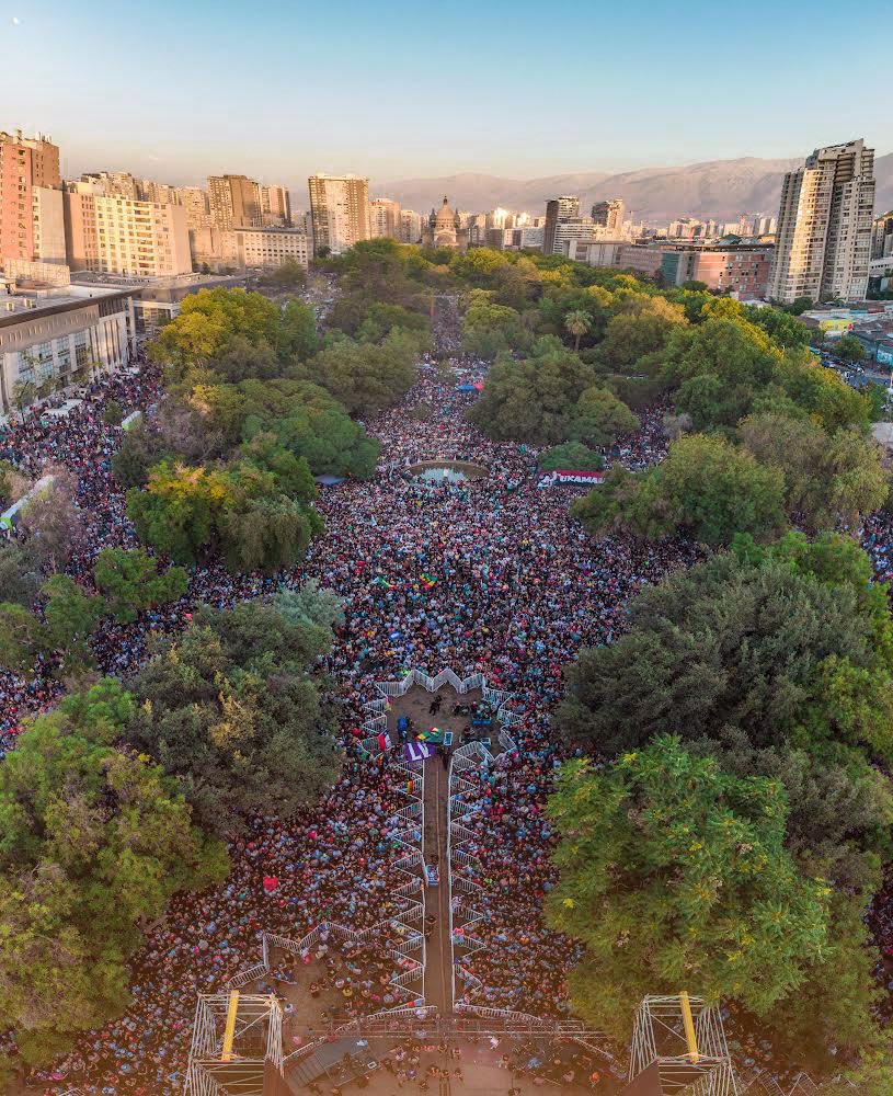 GabrielBoric's tweet image. Tremenda foto de ayer 🤩