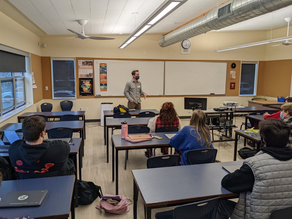 Son of Man Cider founder Jasper Smith mentors LHS Business entrepreneurs. <a href="/LHSCards/">Lincoln High School</a> <a href="/TYEOregon/">TYE Oregon</a> <a href="/PPSConnect/">Portland Public Schools</a>