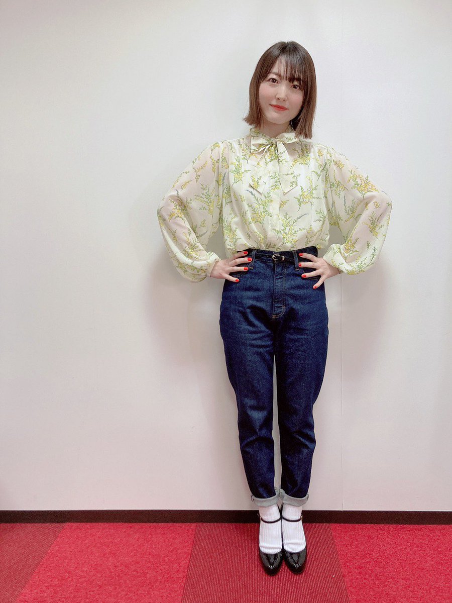 hanazawaft_'s tweet photo. Ballsey

ミモザフラワープリント ボウタイブラウス

#花澤香菜 https://t.co/5OhmNtVoSG