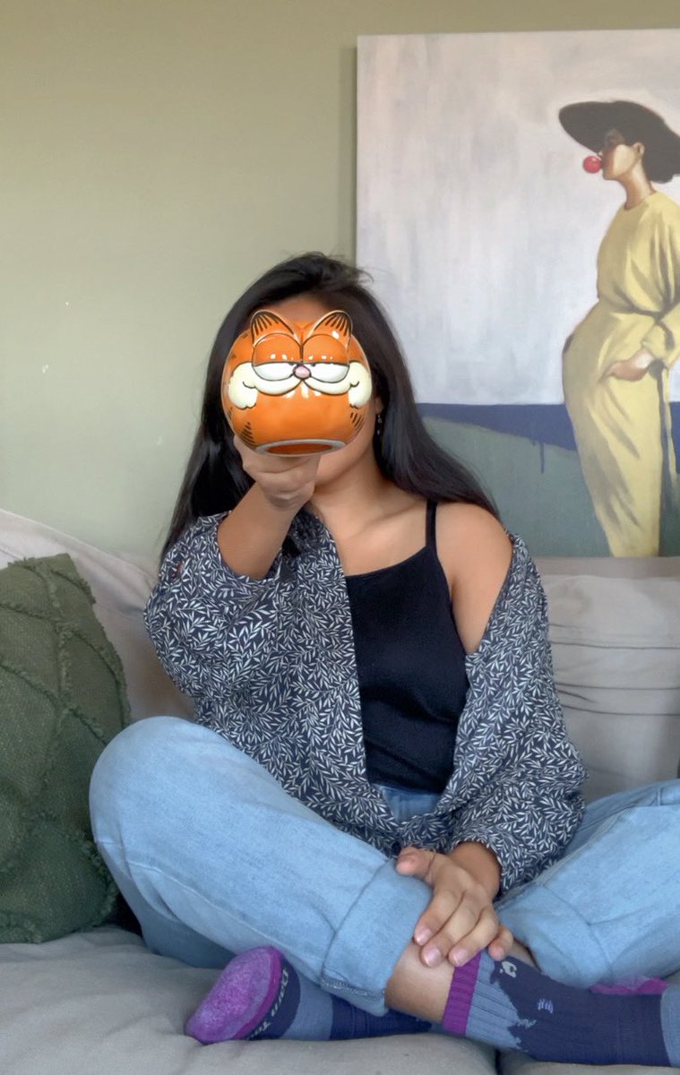 janfield_'s tweet photo. it’s been a stressful week but i got my gug (garfield mug) as a treat ! https://t.co/oVEQCTcFaz
