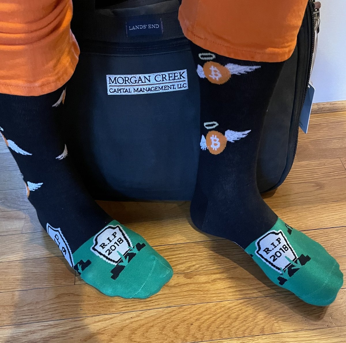 MarkYusko's tweet photo. @_CryptoCurator @99BitcoinsHQ @Travis_Kling @PeterMcCormack @APompliano Wore my #RIPBitcoin #Sockgame today because I knew the #BitcoinIsDead (Again) articles were coming…
#GonnaNeedABiggerTombstone https://t.co/hkfRhwF3iw