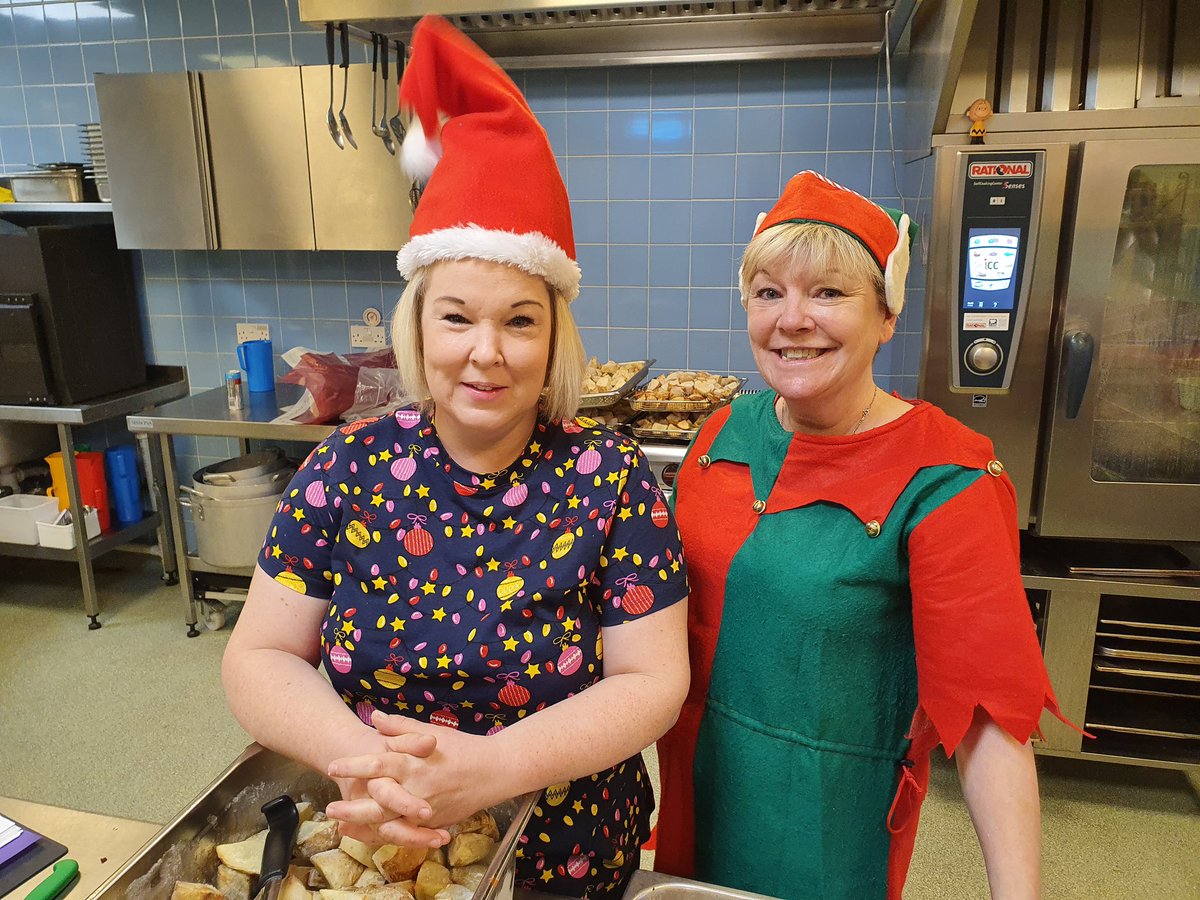 MeadatHilperton's tweet photo. It's Christmas !!!!!
Massive thanks to the kitchen elves for a the hard work to create Christmas dinner! #teammead
Have a happy and safe Christmas!
We look forward to seeing all the children back on WEDNESDAY 5th January 2022!
@MeadatHilperton
@MeadatWingfield
@TheMeadTrust https://t.co/UR9ahKXMmO