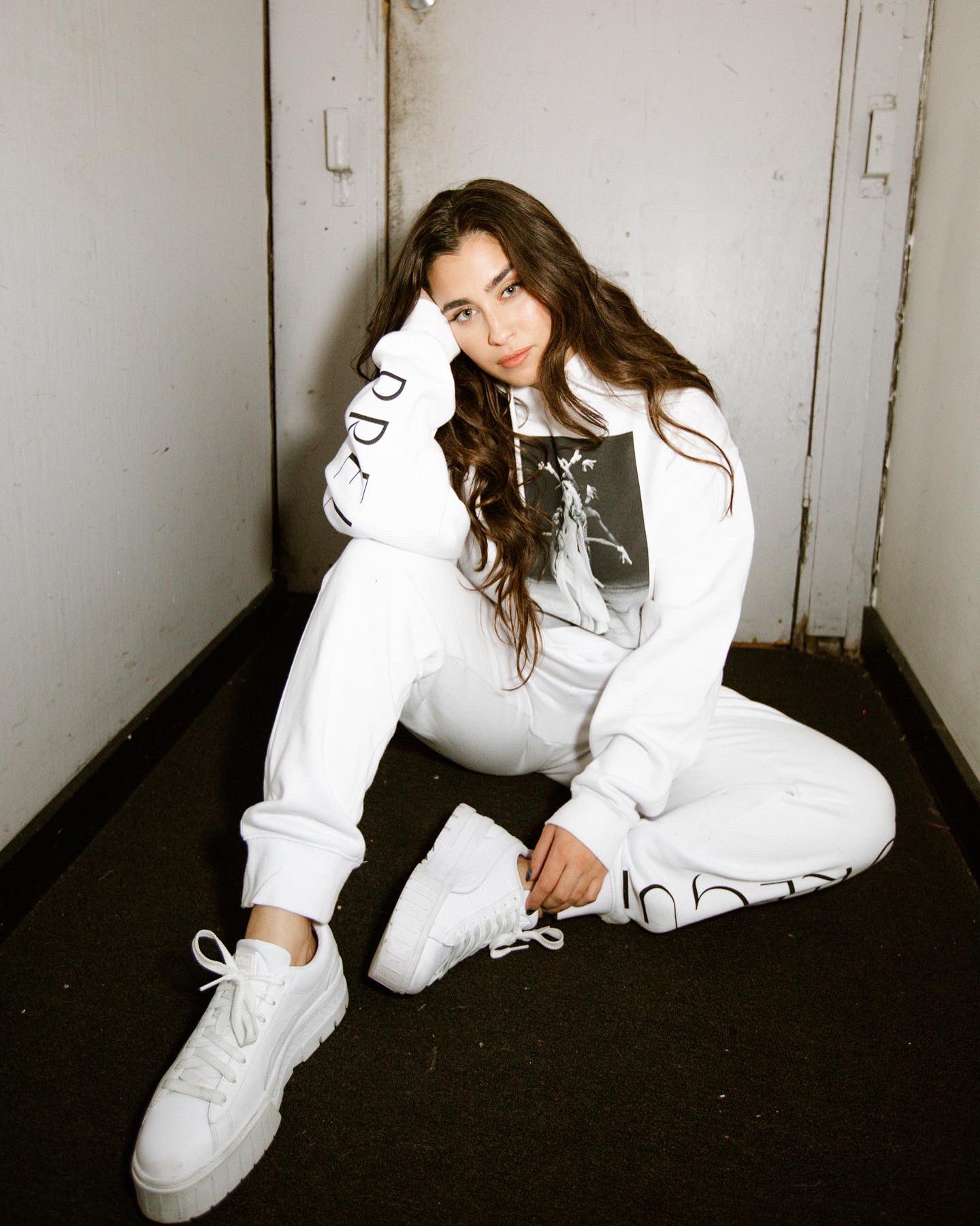 Lauren Jauregui on X Did you grab some merch yet The link is live it s very cute very cozy very comfy 10 10 recommend via my own unbiased opinion other folks