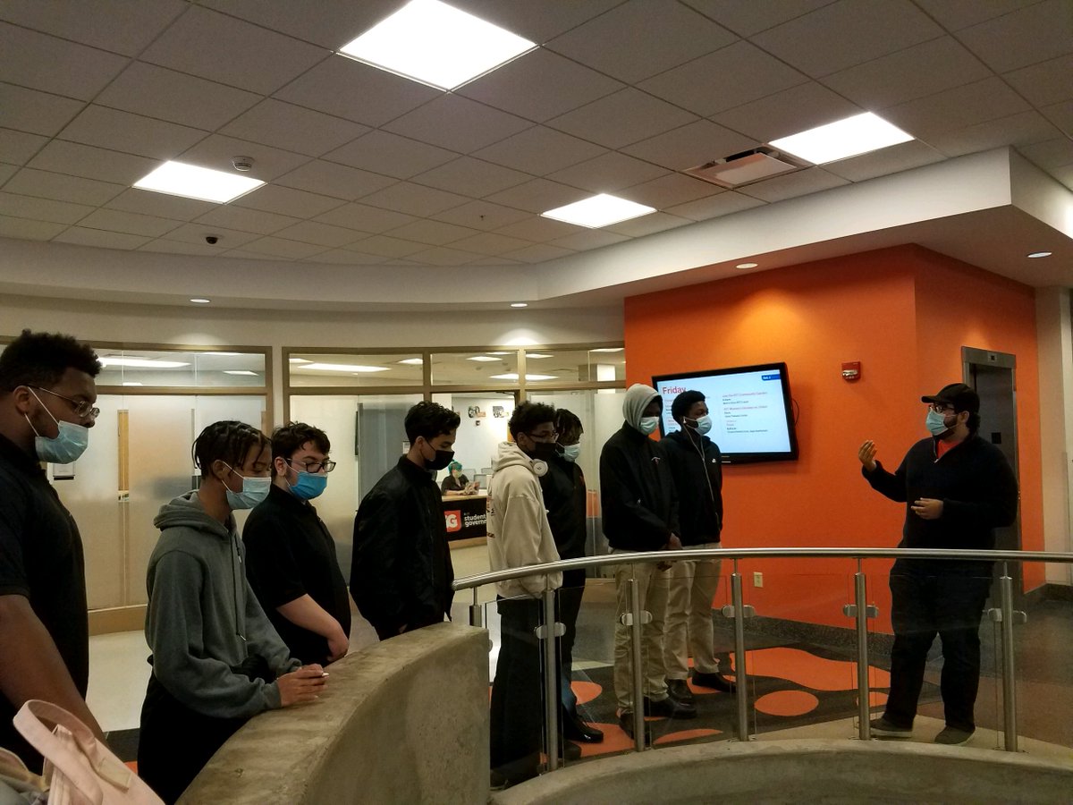 Vertus High School tweet media