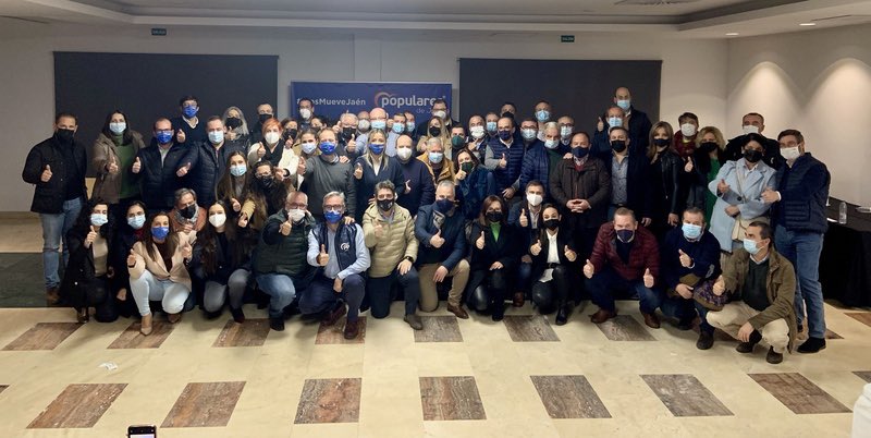 💙 A partir de 2022 libraremos la mayor batalla, la del nuevo David contra el viejo Goliat, que acabará con una Diputación pintada de azul libertad.

📸 Junta Directiva Provincial.

📲 Más info en: ppjaen.es/noticias/2206-…

#NosMueveJaén