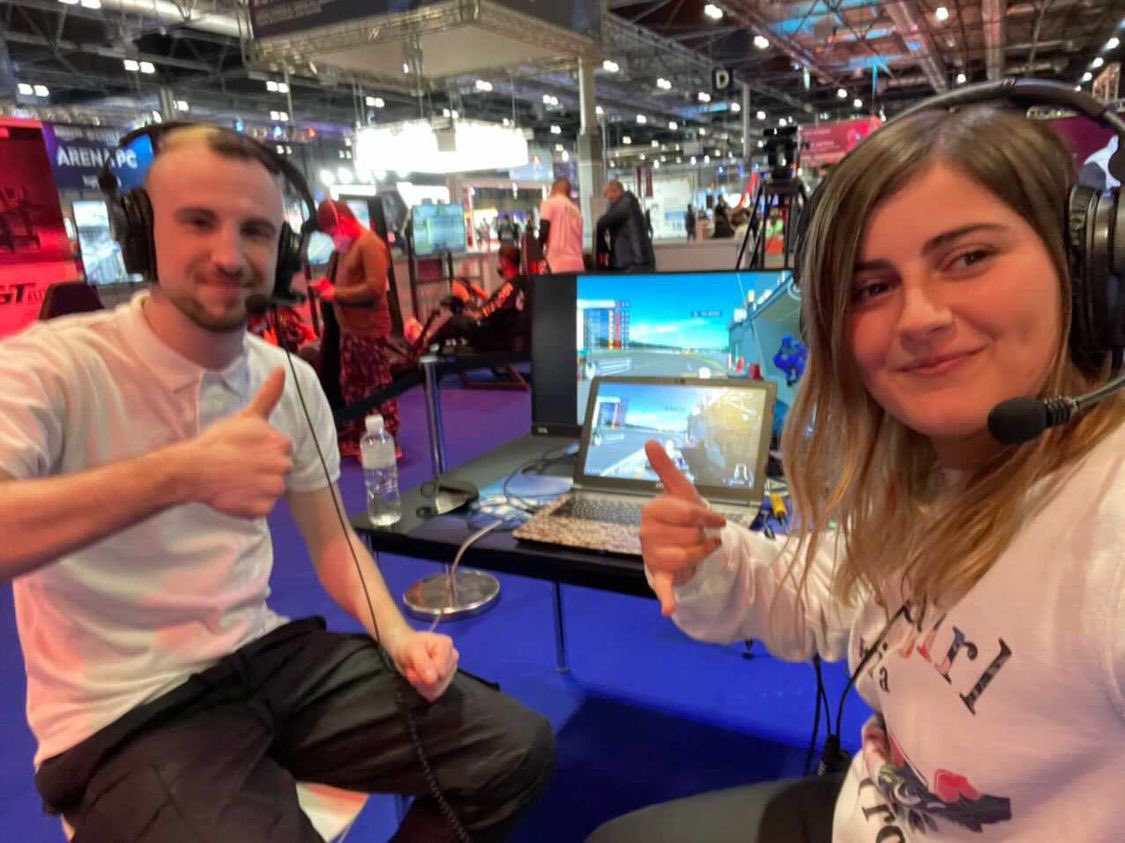 Primer día de <a href="/Gamergy/">GAMERGY</a> finalizado👍🏻

Gran torneo con <a href="/MartaAriza/">Marta Ariza</a> para su circuito, en el stand de <a href="/MundoGT/">MundoGT</a> 

Mañana más😉🎙