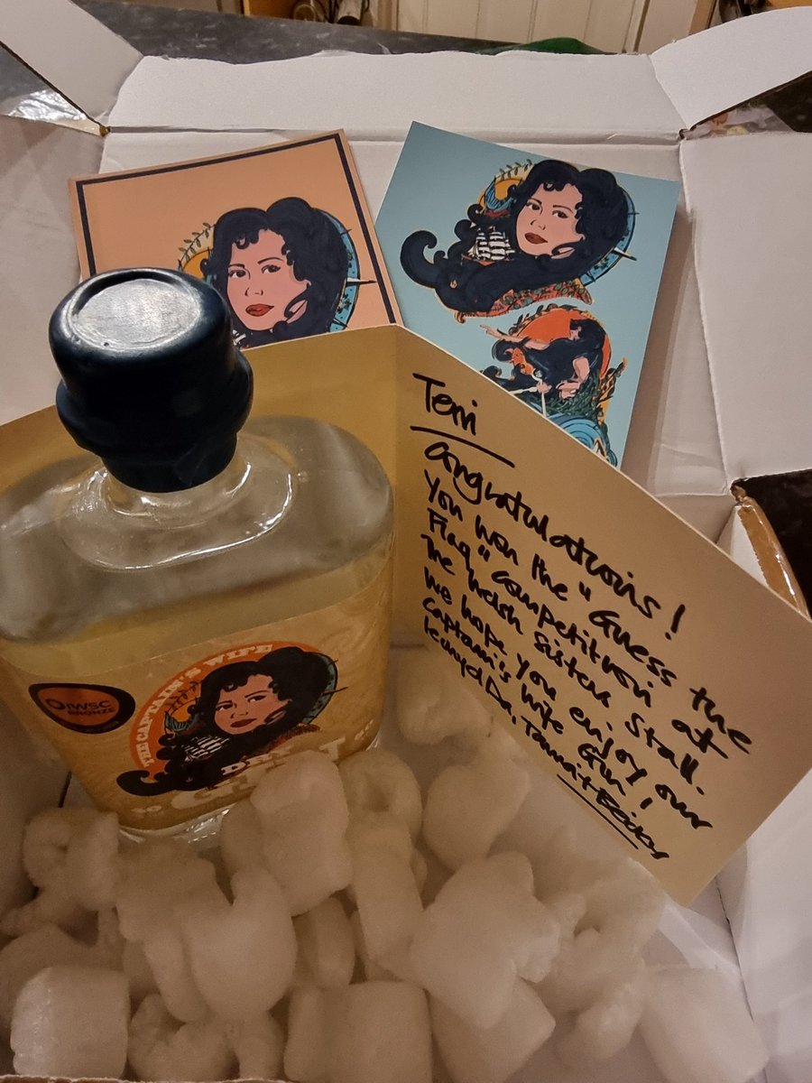 TerriBooker's tweet photo. @welsh_sisters Thank you so much for my prize, what a great package  to come home to💕
 https://t.co/ULmobjZewY https://t.co/EOvZOtfFUo