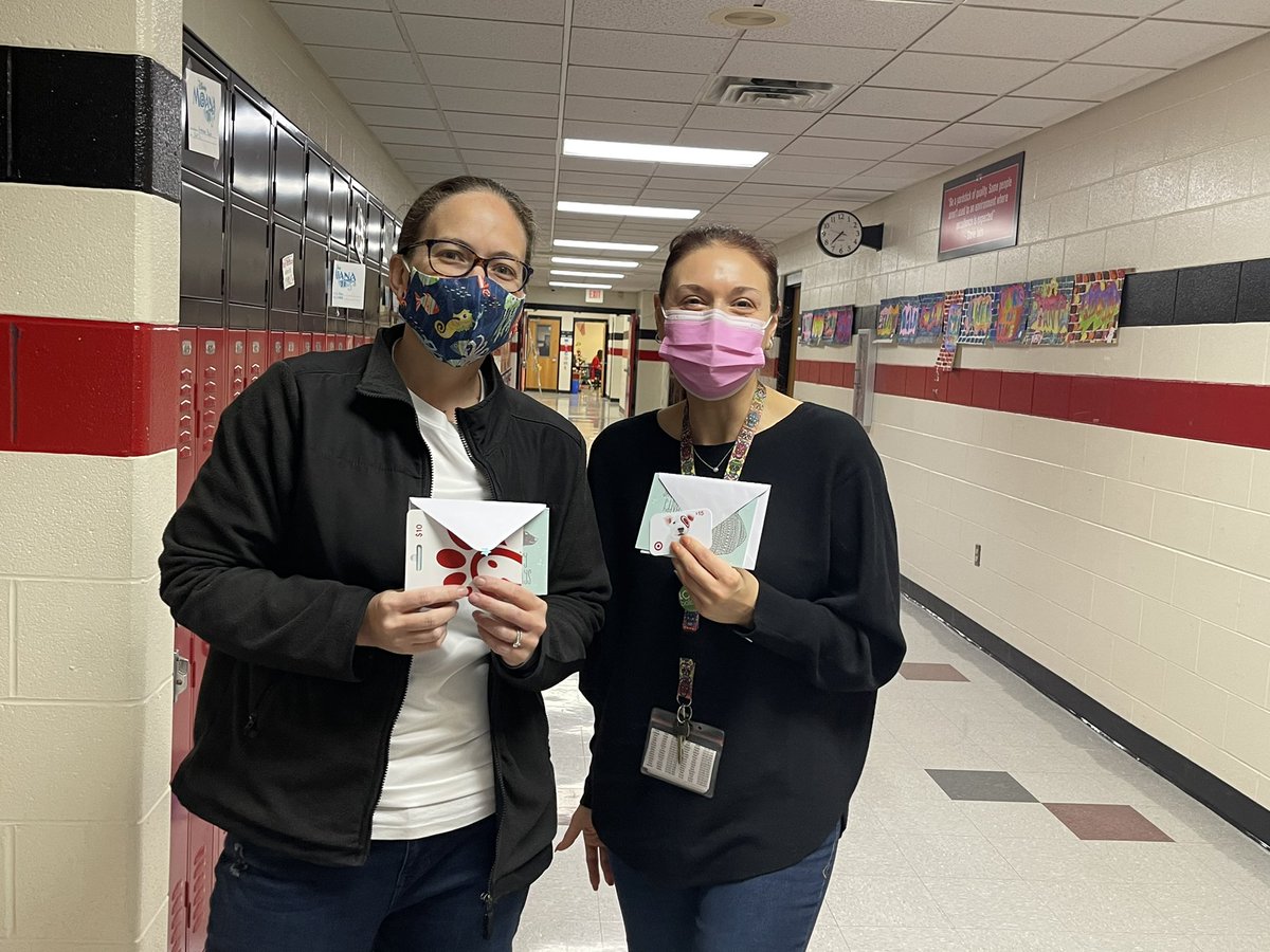 Ridge Junior School (@lakotaridgejr) on Twitter photo Days 2 and 3 Gift Card Giveaways were a success! Thank you PTO! You are the best ❤️! <a href="/LakotaRidgeAP/">Josh Morrow</a> #ridgechampions #WEareLakota Days 2 and 3 Gift Card Giveaways were a success! Thank you PTO! You are the best ❤️! <a href="/LakotaRidgeAP/">Josh Morrow</a> #ridgechampions #WEareLakota