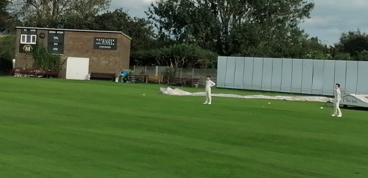 gaskellmoore's tweet photo. @Stevenjcroft @KippaxCricket Great comp I've 3 very willing competitors 🏏 https://t.co/c5XmIA93fN