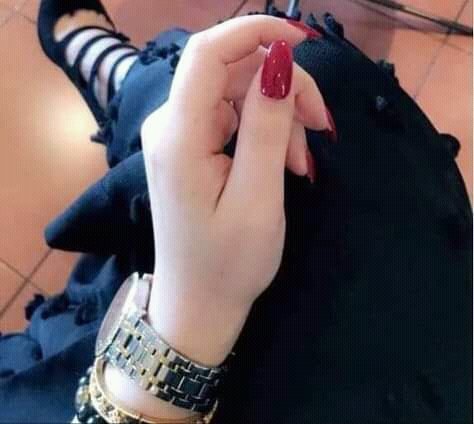 هاي بدي صديق ماعندي شي ثاني بس يكون  اخلاق ورومنسي