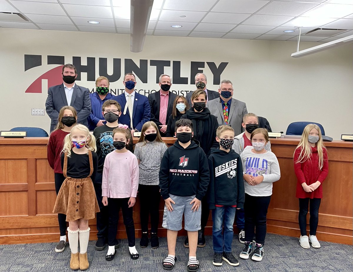ScottRoweEdD's tweet photo. Thanks to ⁦@martinhusky158⁩ for leading us in the pledge last night. Student involvement in our meetings is a favorite part of ⁦@Dist158⁩ BOE mtgs. ⁦@Mmhappold⁩ https://t.co/ZXSR8DogD3