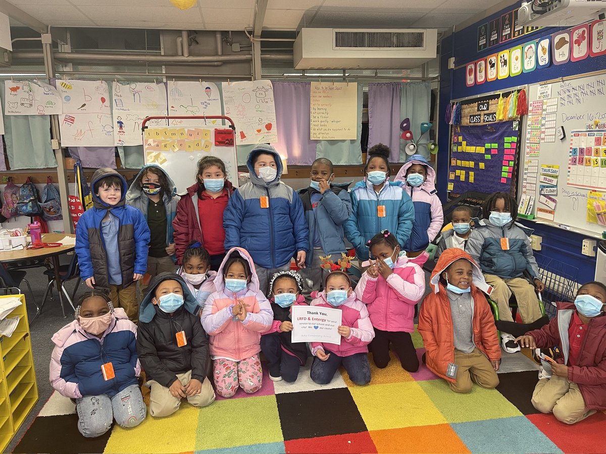 Bobcats bundled up for winter thanks to the generous donations of Little Rock Fire Department and Entergy.  💙🐾 #BaleandBeyond #GrowingMinds #LRSD