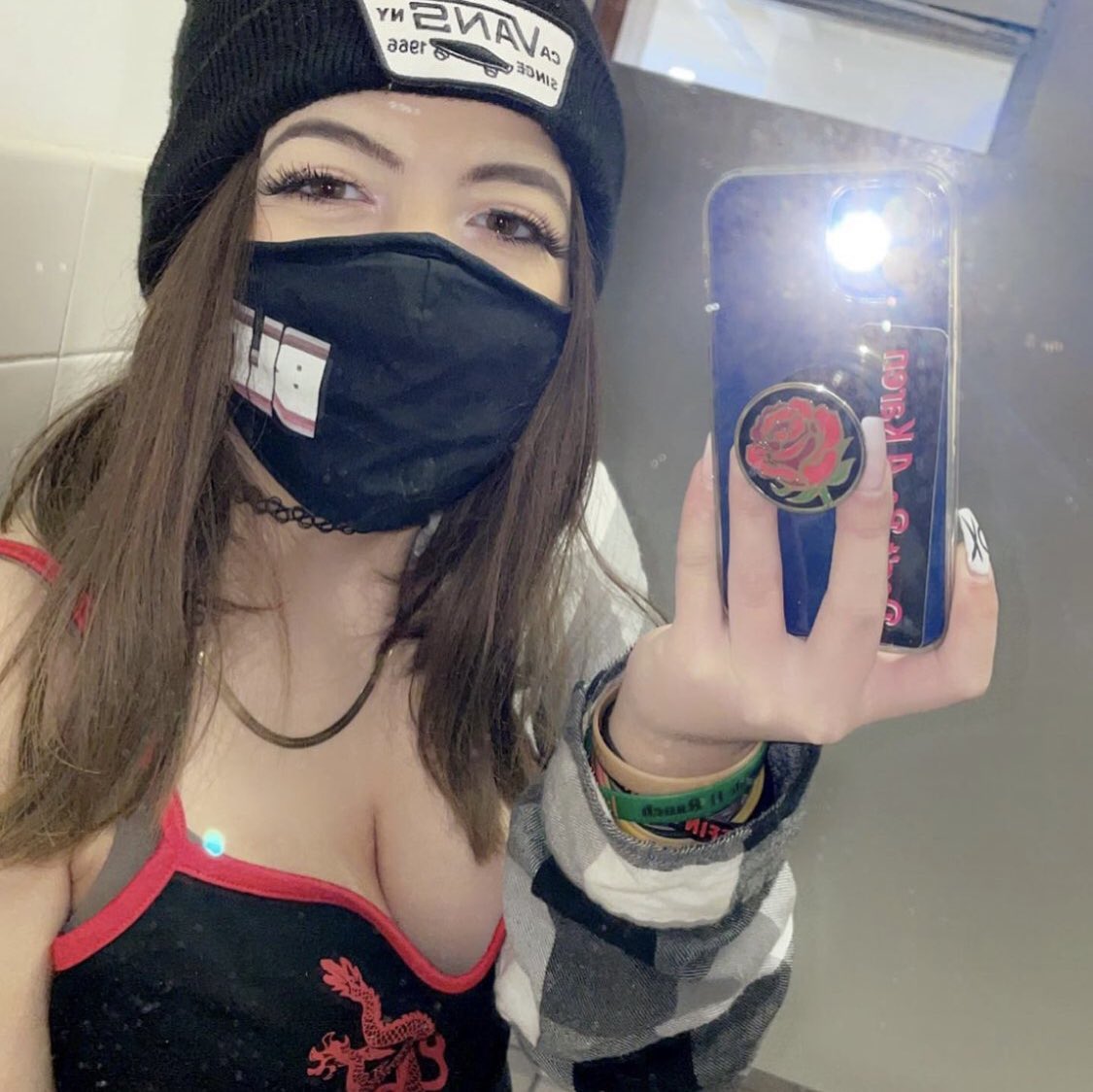 dirteekelsey's tweet photo. Pretty as hell :) #dropbox #onlyfans #sellingcontent #pretty #buy https://t.co/vaPrewJXDJ