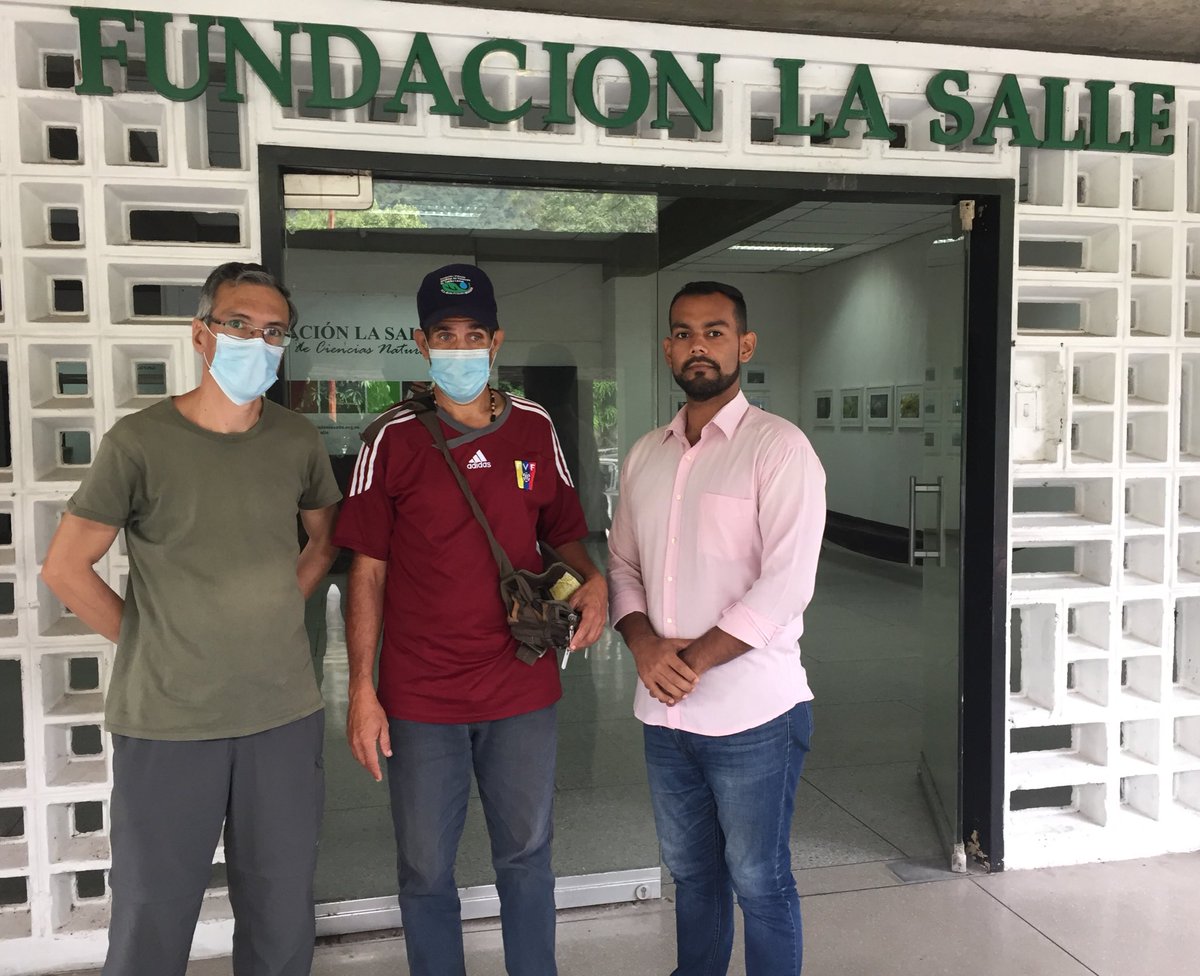 OrgLosPalmeros's tweet photo. Nuestra primera reunión para dar impulso al proyecto de recuperación de los viveros por parte de los “Palmeros de Chacao” y auspiciado por NEAR Venezuela! https://t.co/PXbDp1fTpF