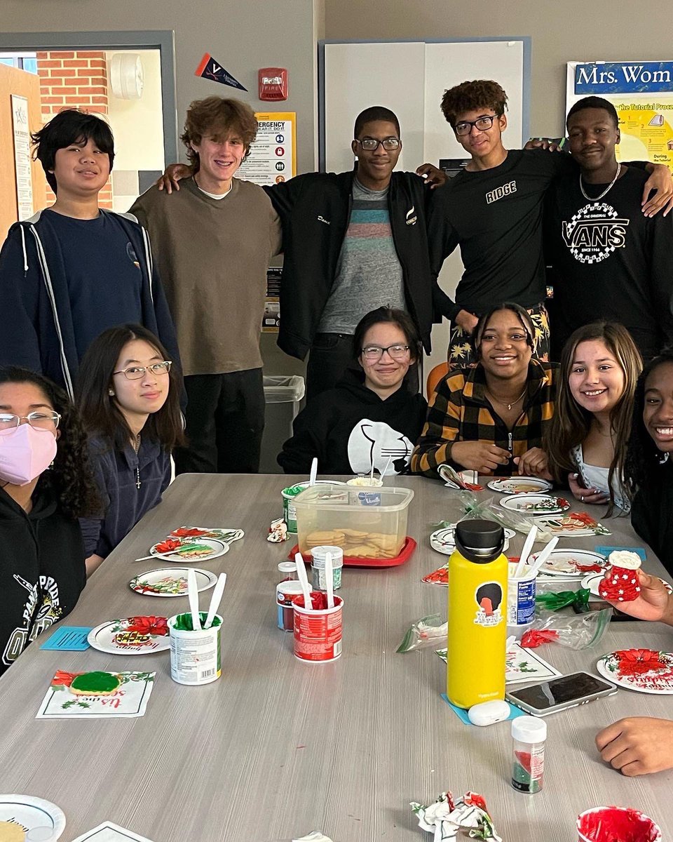 AvidRidge's tweet photo. Wrapping up Holiday Week 2021 with a Gingerbread House contest. ❤️❤️❤️￼ 

It’s been a great week! We hope everyone has a restful break. Be safe and see you in 2021! https://t.co/uAuJewV7yp