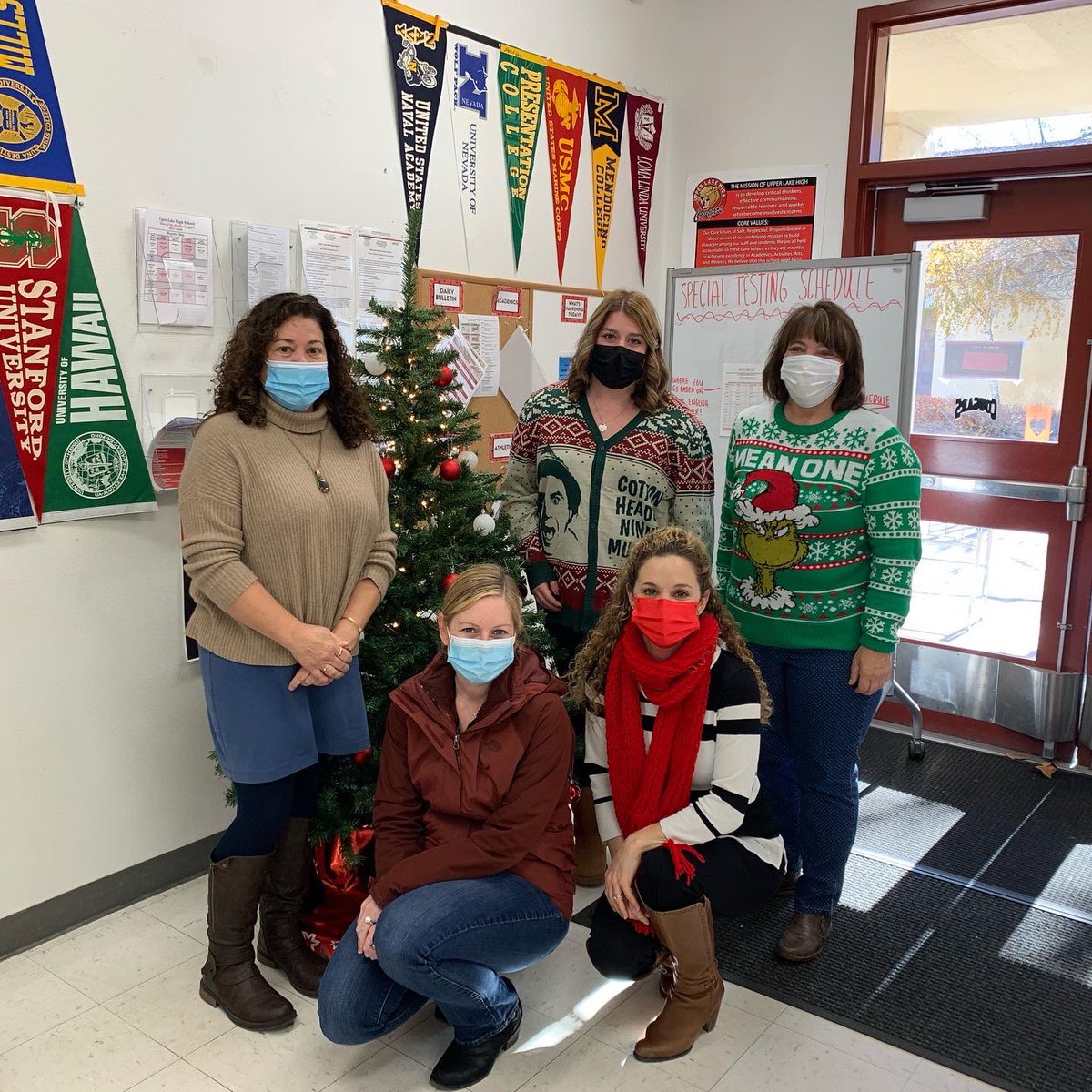 I appreciate our staff so much. Their collaboration, goodwill, and compassion makes ULHS a special place. ❤️

#HappyHolidays #SeeYouIn2022