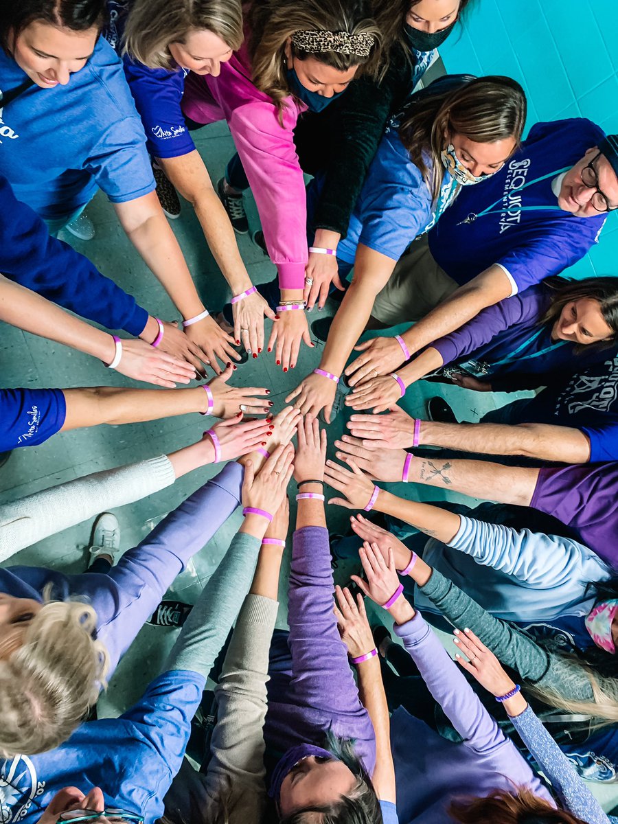 ℝ𝕒𝕔𝕙𝕖𝕝 ℍ𝕠𝕚𝕟𝕘 tweet media