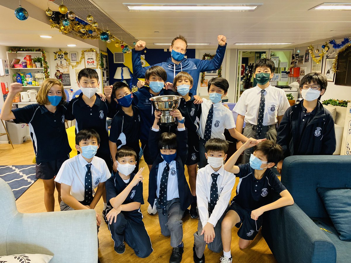 HHKSShackleton's tweet photo. Secret Santa and Tutor Group pizza party! Wonderful end of term for the #boysofshackleton, and congratulations to Skipper Tutor Group! Victorious in Merits and Send Ups @Harrow_HK! @HHKSPastoral @HeadHarrowHK #WeAreShackleton Harrow Value: Fellowship https://t.co/1HaQzXHTWp