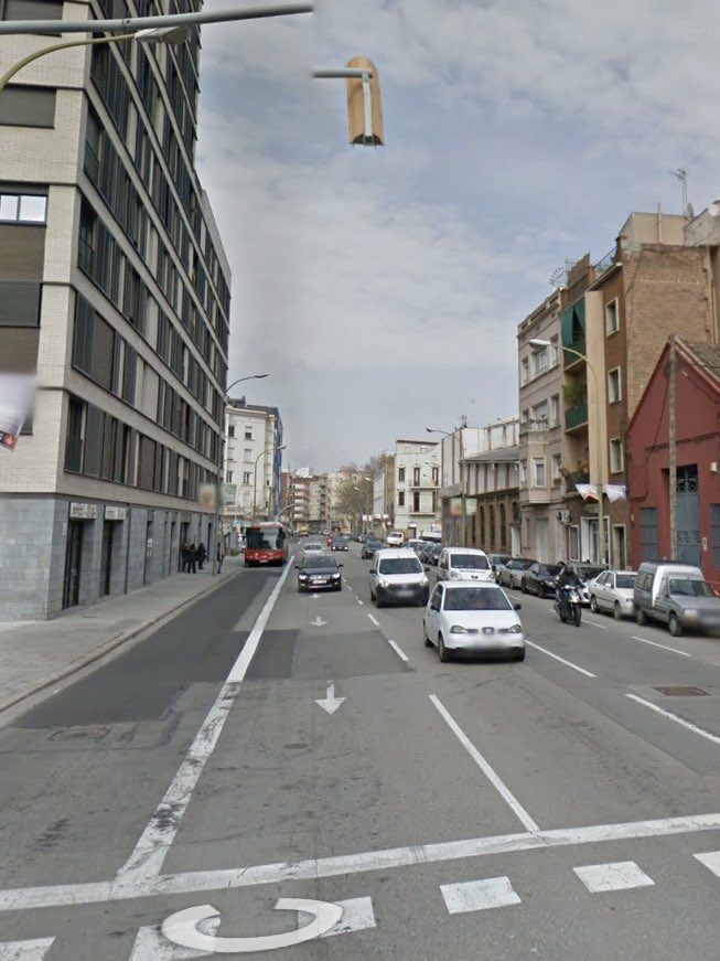 Qagggy's tweet photo. Sometimes, “adding lanes” can make it a better street for everyone. https://t.co/CFtTl2W5LG
