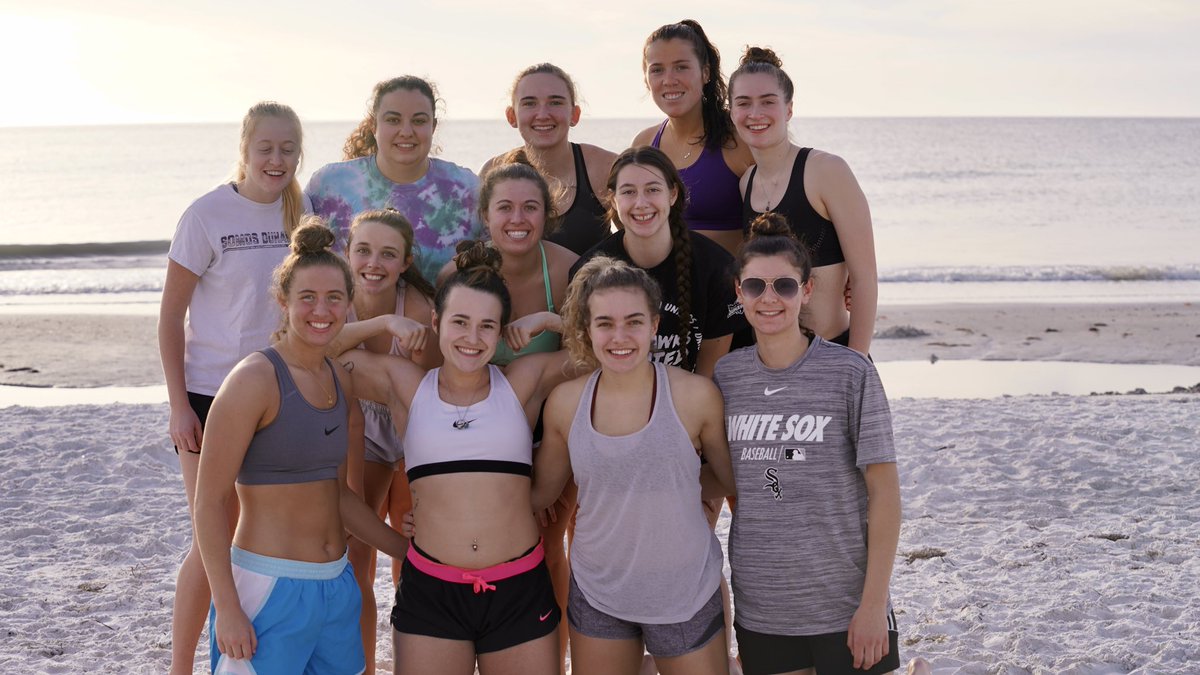DuhawkWBB's tweet photo. Coach J’s Beach Workout - Florida edition 😎

The Duhawks have landed in St. Petersburg! #GoDuhawks #sahuti https://t.co/9ZQe1hJP72