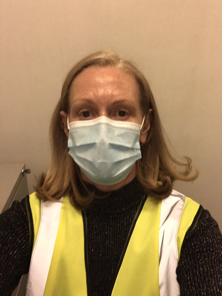 First shift as volunteer at the vaccination centre 😄 Loved it! So many grateful jabees!