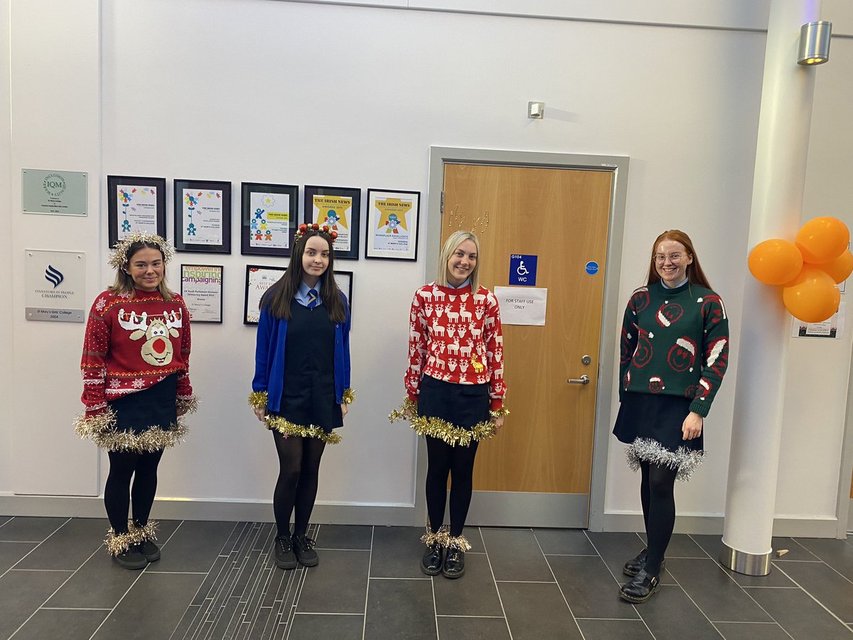 A fun festive Christmas jumper day had by all in aid of <a href="/CancerFundChild/">Cancer Fund for Children</a> 🧡